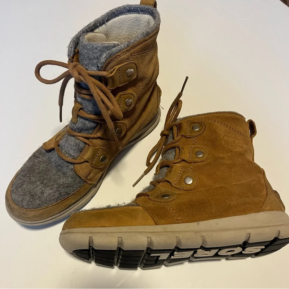 Sorel EXPLORER JOAN Winter Lace-Up Boot